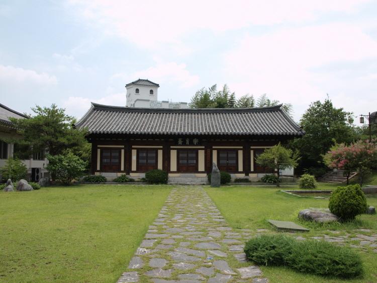 Daegu-hyanggyo Confucian Academy1